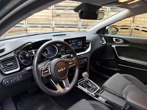 Kia Xceed 1.6 GDi PHEV DynamicPlusLine Stoel/stuur verwarming Keyless Carplay LM