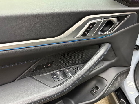 BMW i4 M50 High Executive 544 PK 84 kWh Schuif-kanteldak 360 navi Clima LM