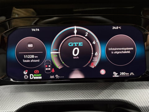Volkswagen Golf 1.5 eHybrid GTE Leder "vienna"Led IQ Lights Pano Trekhaak HUD 17"LM
