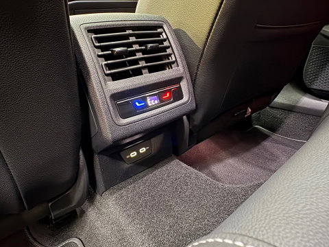 Volkswagen Golf 1.5 eHybrid GTE Leder "vienna"Led IQ Lights Pano Trekhaak HUD 18"LM