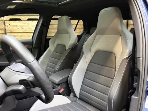 Volkswagen Golf 1.5 eHybrid GTE Leder "vienna"Led IQ Lights Pano Trekhaak HUD 18"LM