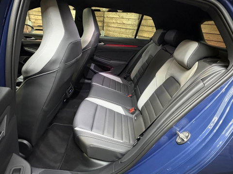 Volkswagen Golf 1.5 eHybrid GTE Leder "vienna"Led IQ Lights Pano Trekhaak HUD 18"LM