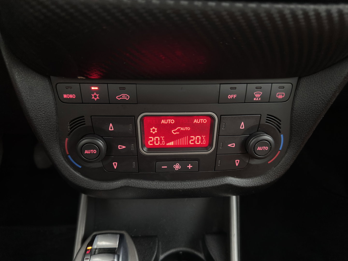 Alfa Romeo MiTo 1.3 JTDm ECO Distinctive *LEATHER | SPORT-SEATS | ECC | PDC | CRUISE | 16''ALU*