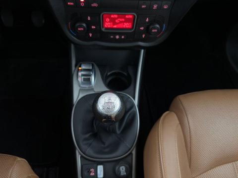 Alfa Romeo MiTo 1.3 JTDm ECO Distinctive *LEATHER | SPORT-SEATS | ECC | PDC | CRUISE | 16''ALU*