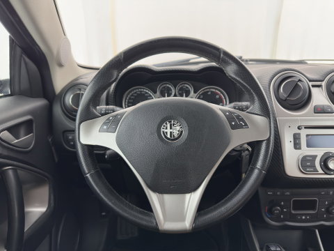 Alfa Romeo MiTo 1.3 JTDm ECO Distinctive *LEATHER | SPORT-SEATS | ECC | PDC | CRUISE | 16''ALU*