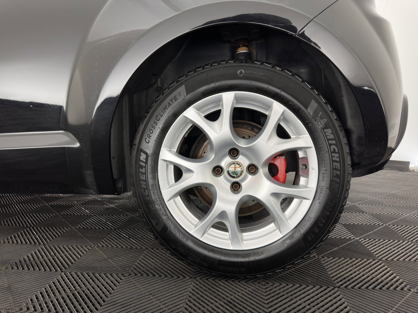 Alfa Romeo MiTo 1.3 JTDm ECO Distinctive *LEATHER | SPORT-SEATS | ECC | PDC | CRUISE | 16''ALU*
