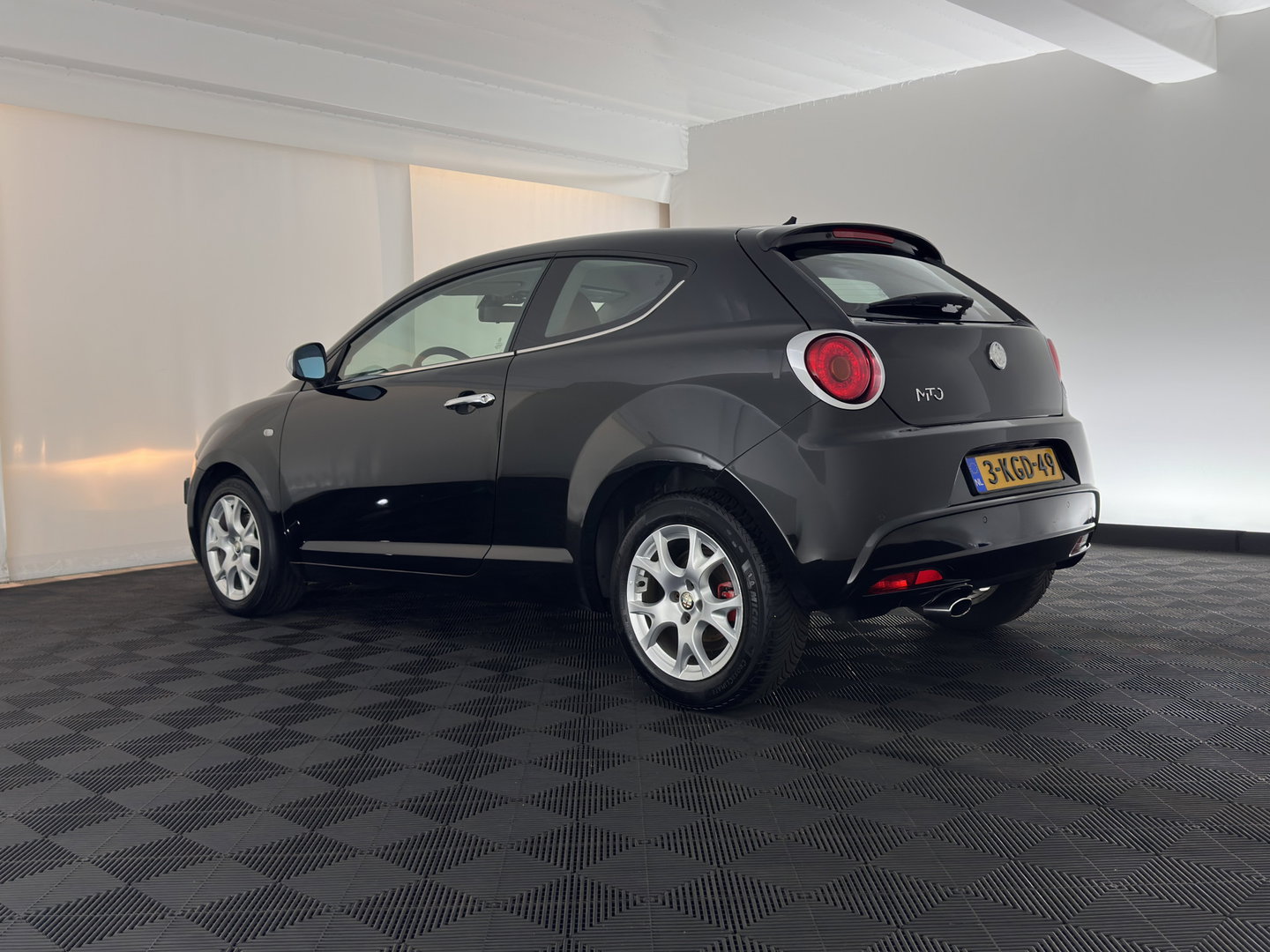 Alfa Romeo MiTo 1.3 JTDm ECO Distinctive *LEATHER | SPORT-SEATS | ECC | PDC | CRUISE | 16''ALU*