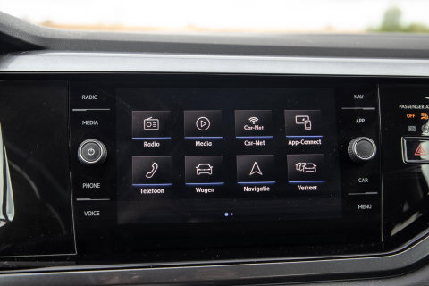 Volkswagen Polo 1.0 TSI Highline R-LINE / CARPLAY / NAVI / ZWART / 5 DEURS