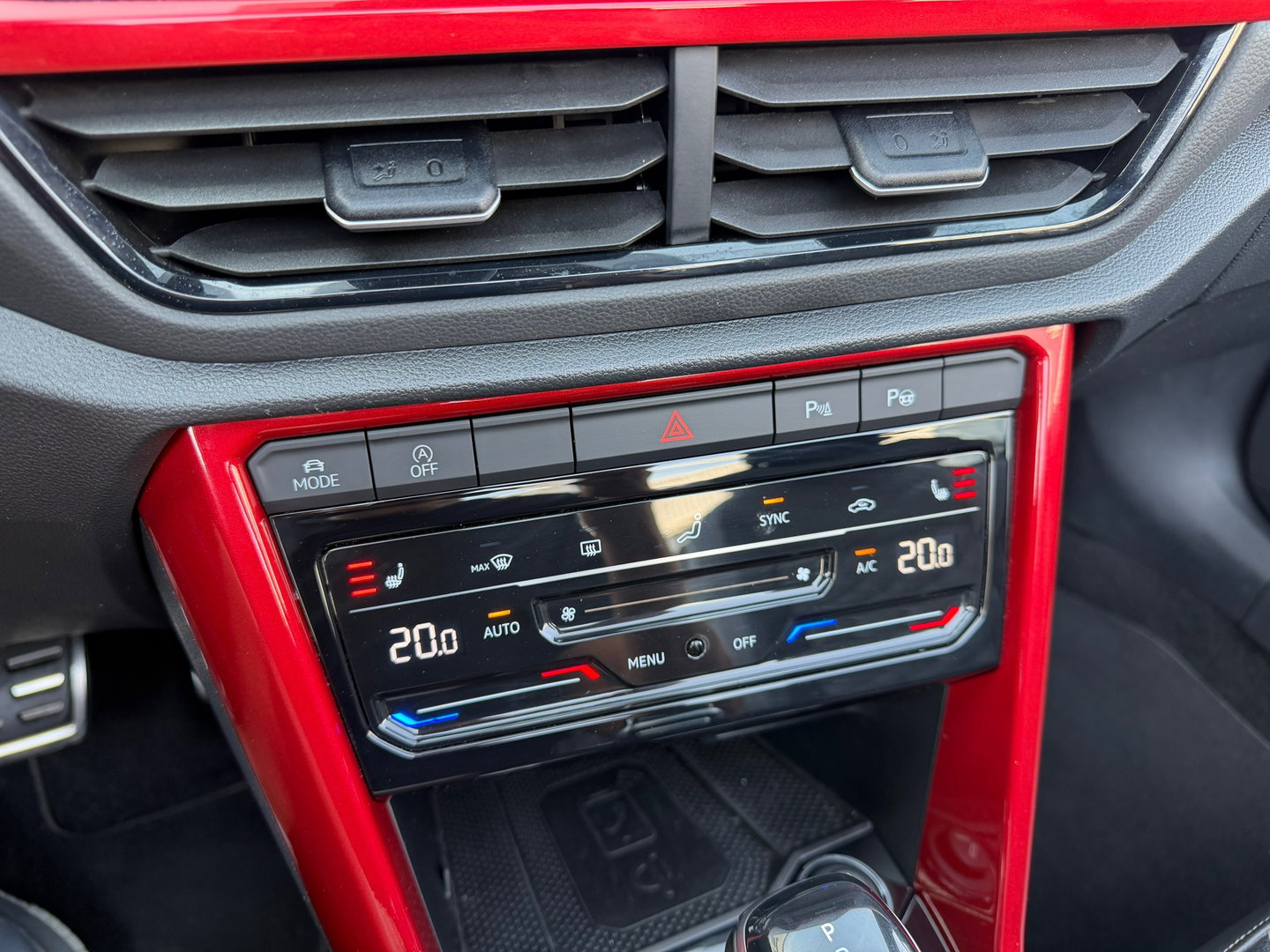 Volkswagen T-Roc Cabrio 1.5 TSI R-Line Leder|ACC|Keyless|Beats|IQ-Lights|Carplay|Camera|Virtual-cockpit