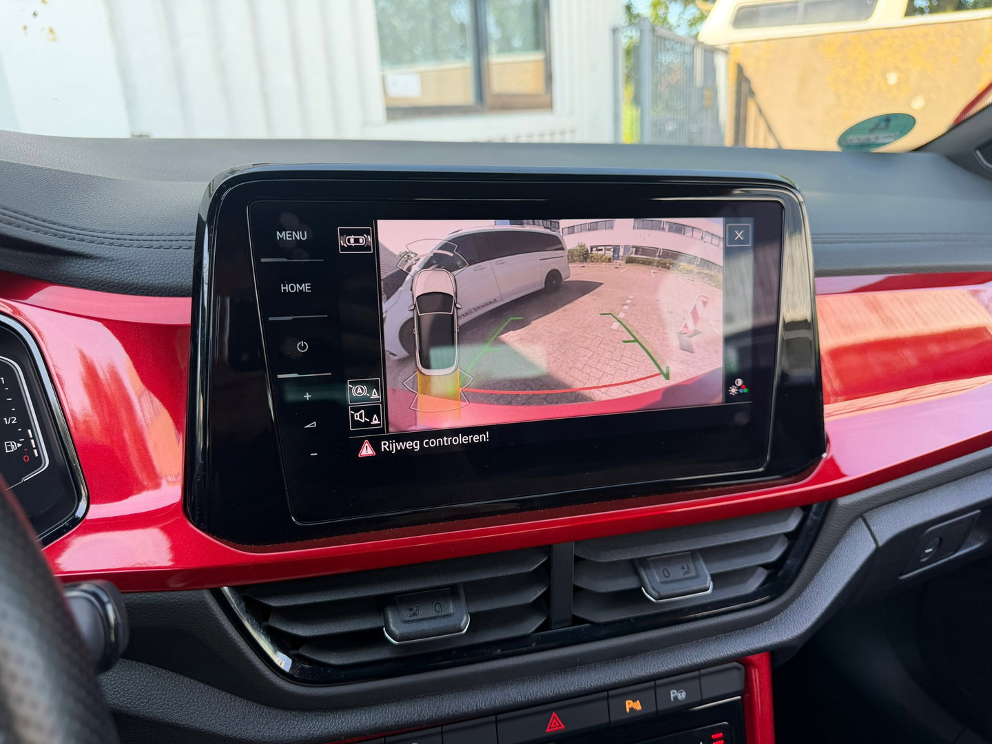 Volkswagen T-Roc Cabrio 1.5 TSI R-Line Leder|ACC|Keyless|Beats|IQ-Lights|Carplay|Camera|Virtual-cockpit