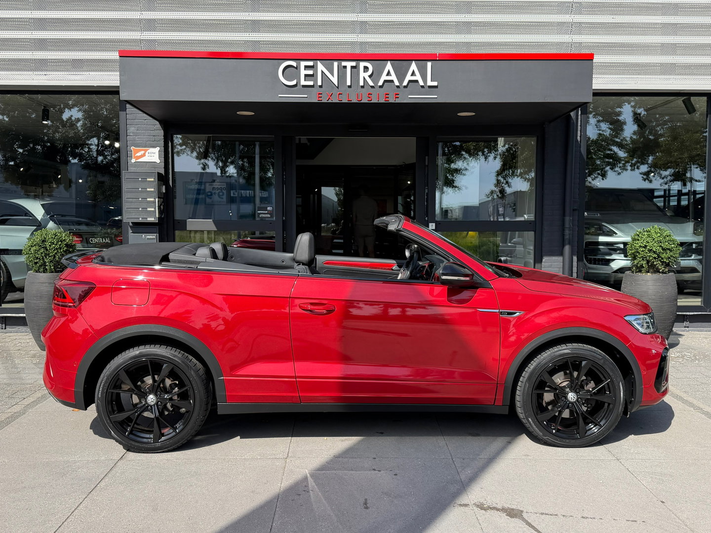 Volkswagen T-Roc Cabrio 1.5 TSI R-Line Leder|ACC|Keyless|Beats|IQ-Lights|Carplay|Camera|Virtual-cockpit