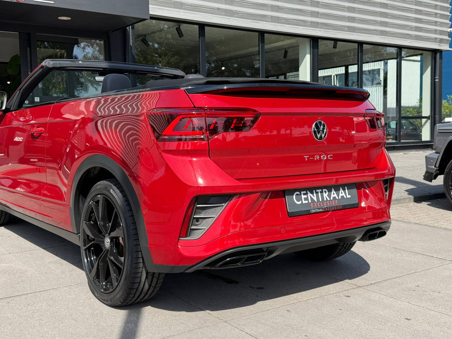 Volkswagen T-Roc Cabrio 1.5 TSI R-Line Leder|ACC|Keyless|Beats|IQ-Lights|Carplay|Camera|Virtual-cockpit
