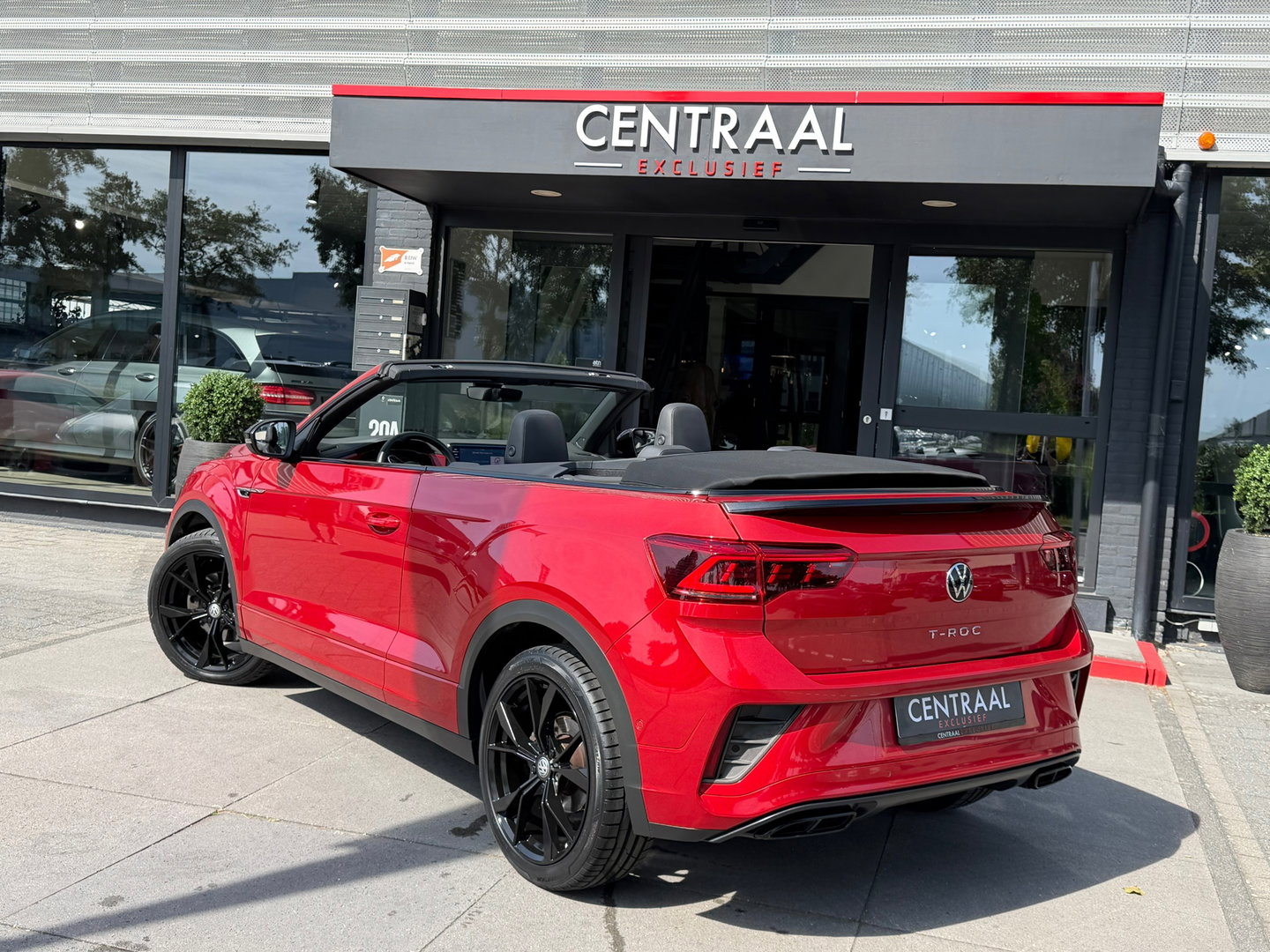 Volkswagen T-Roc Cabrio 1.5 TSI R-Line Leder|ACC|Keyless|Beats|IQ-Lights|Carplay|Camera|Virtual-cockpit