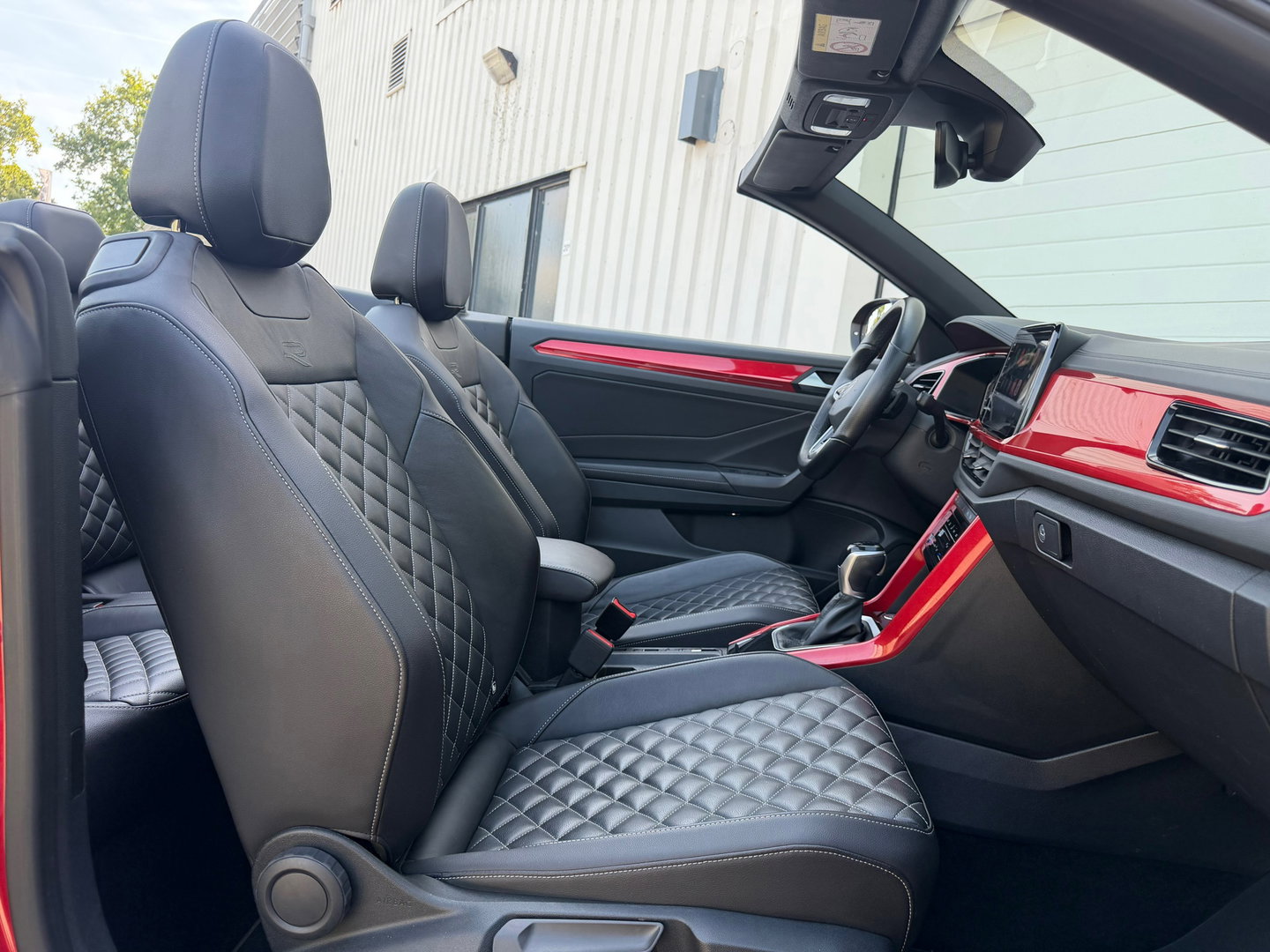 Volkswagen T-Roc Cabrio 1.5 TSI R-Line Leder|ACC|Keyless|Beats|IQ-Lights|Carplay|Camera|Virtual-cockpit