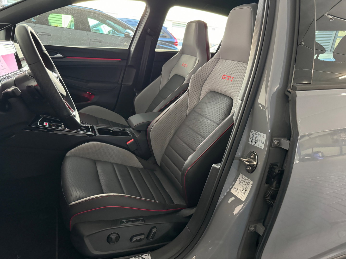 Volkswagen Golf 2.0 TSI GTI Pano|H/K|HuD|Leer|Akra|2700km!|Memory