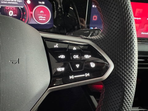 Volkswagen Golf 2.0 TSI GTI Pano|H/K|HuD|Leer|Akra|2700km!|Memory