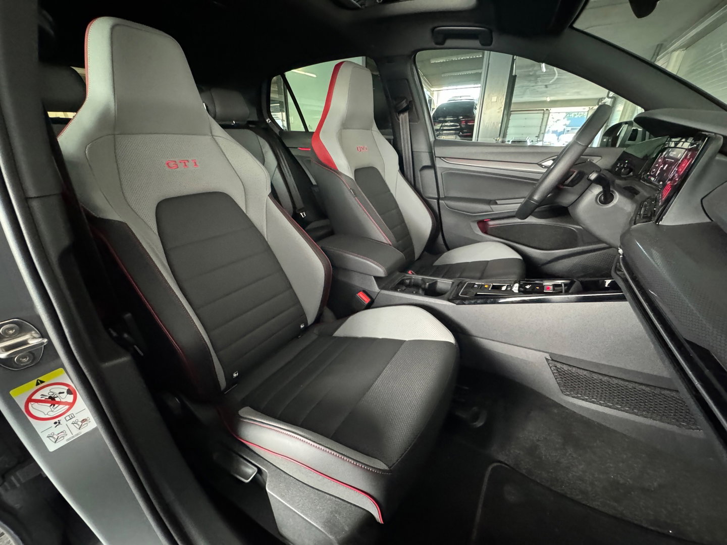 Volkswagen Golf 2.0 TSI GTI Pano|H/K|HuD|Leer|Akra|2700km!|Memory