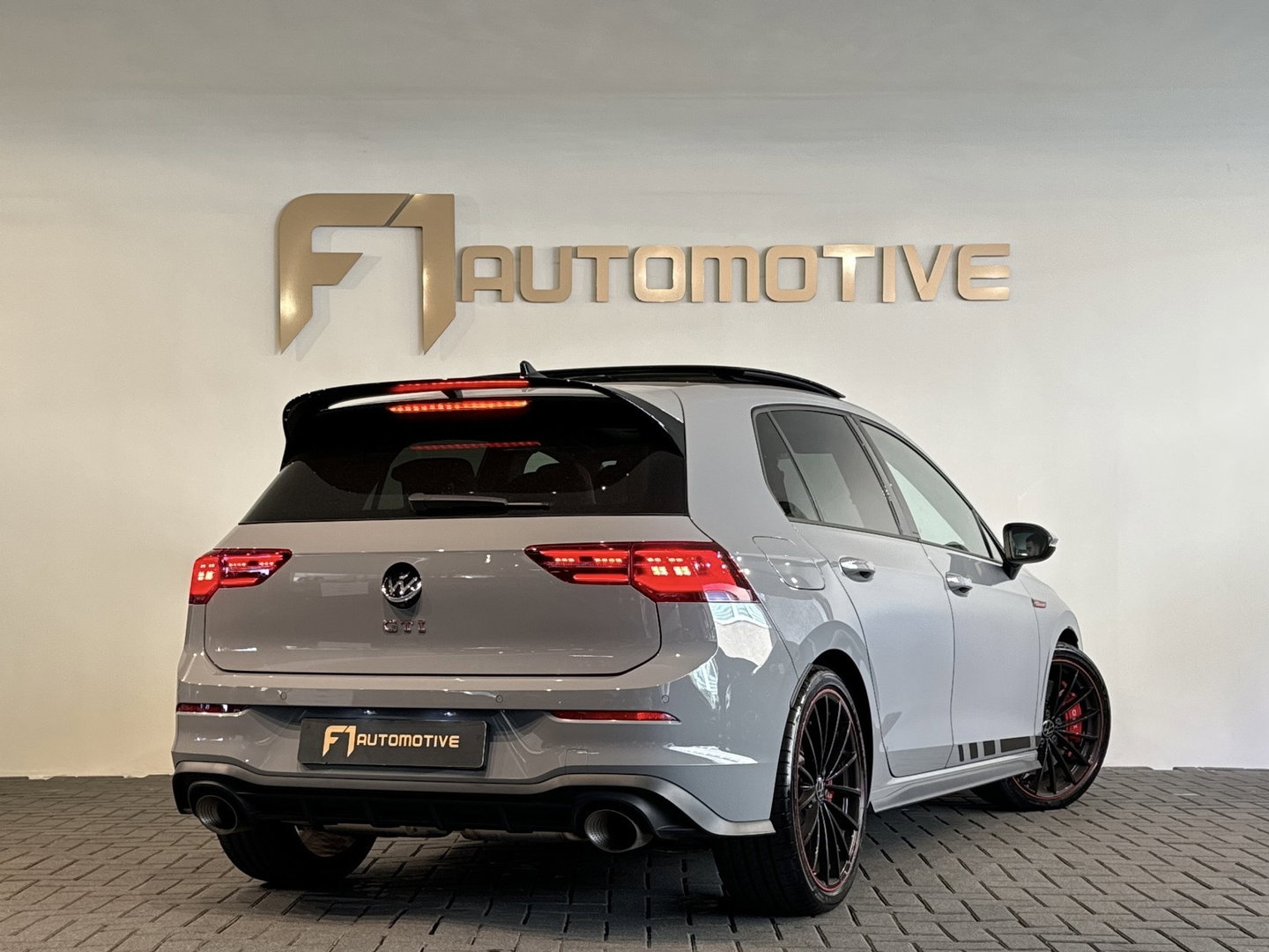 Volkswagen Golf 2.0 TSI GTI Pano|H/K|HuD|Leer|Akra|2700km!|Memory