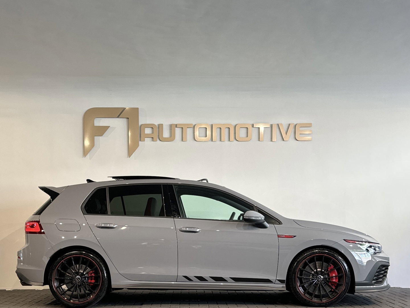 Volkswagen Golf 2.0 TSI GTI Pano|H/K|HuD|Leer|Akra|2700km!|Memory