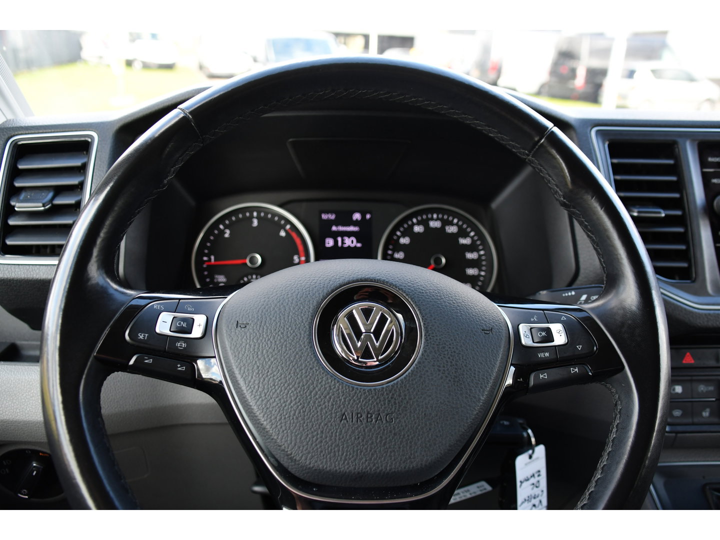 Volkswagen Crafter 35 2.0 TDI L3H2 DC Black Edition Cruise, Camera, Carplay, LED, Clima, Standkachel, Automaat, Stuurvervewarming, Uniek!