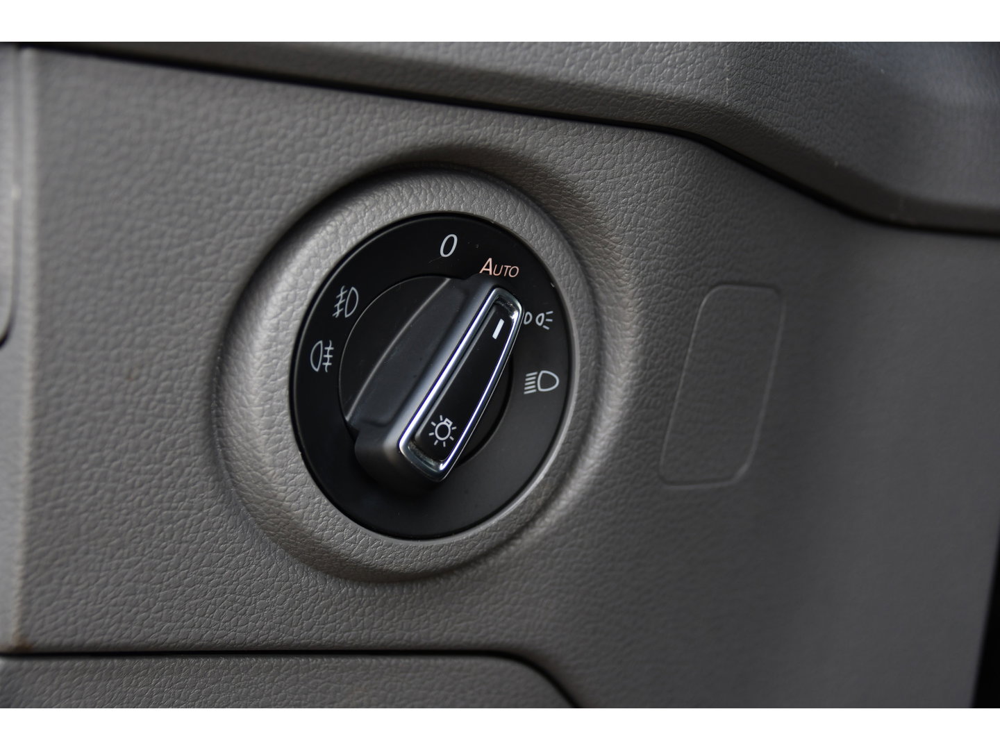 Volkswagen Crafter 35 2.0 TDI L3H2 DC Black Edition Cruise, Camera, Carplay, LED, Clima, Standkachel, Automaat, Stuurvervewarming, Uniek!