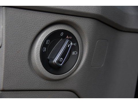 Volkswagen Crafter 35 2.0 TDI L3H2 DC Black Edition Cruise, Camera, Carplay, LED, Clima, Standkachel, Automaat, Stuurvervewarming, Uniek!