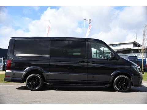Volkswagen Crafter 35 2.0 TDI L3H2 DC Black Edition Cruise, Camera, Carplay, LED, Clima, Standkachel, Automaat, Stuurvervewarming, Uniek!