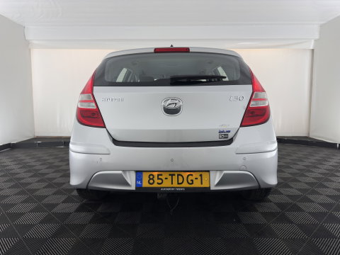 Hyundai i30 1.6 CRDi i-Motion *AIRCO | CRUISE | PDC | COMFORT-SEATS | TOWBAR | 16''ALU*
