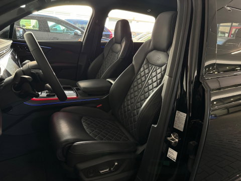Audi Q7 60 TFSI e quattro Pro Line S Competition Pano|4-Wielsturing|Softclose|Trekhaak|360