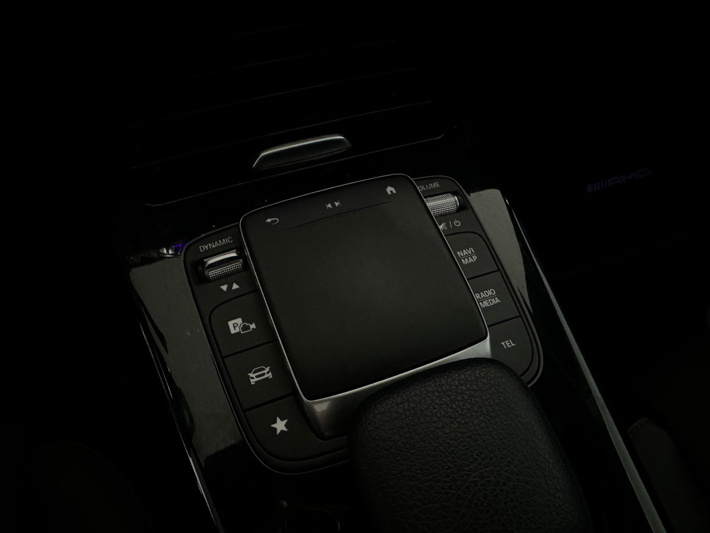 Mercedes-Benz CLA-Klasse 180 AMG Pano|Keyless|Sfeer|Memory|Stoelverwarming|AMG