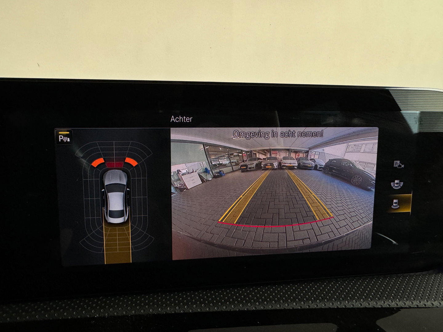 Mercedes-Benz CLA-Klasse 180 AMG Pano|Keyless|Sfeer|Memory|Stoelverwarming|AMG