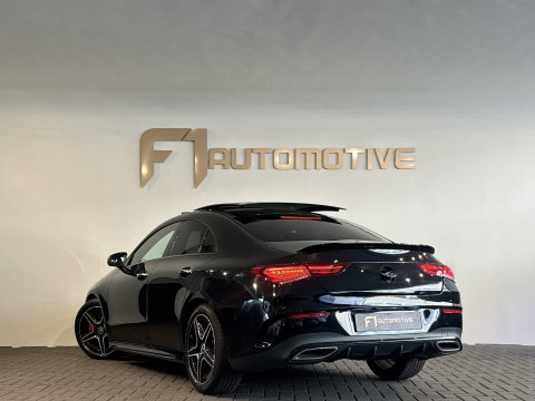 Mercedes-Benz CLA-Klasse 180 AMG Pano|Keyless|Sfeer|Memory|Stoelverwarming|AMG