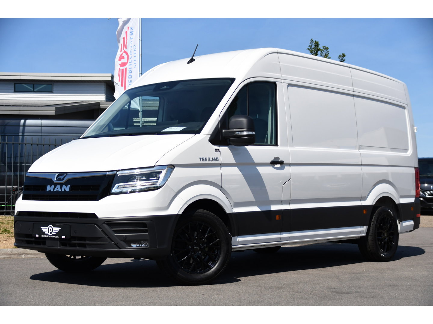 MAN TGE 3.140 35 2.0 L3H3 PB Edition FACELIFT! Camera, Adaptieve Cruise, Carplay, Stoelverwarming, LED, Automaat, 140pk, Geveerde stoel, Stoelmassage, Uniek!
