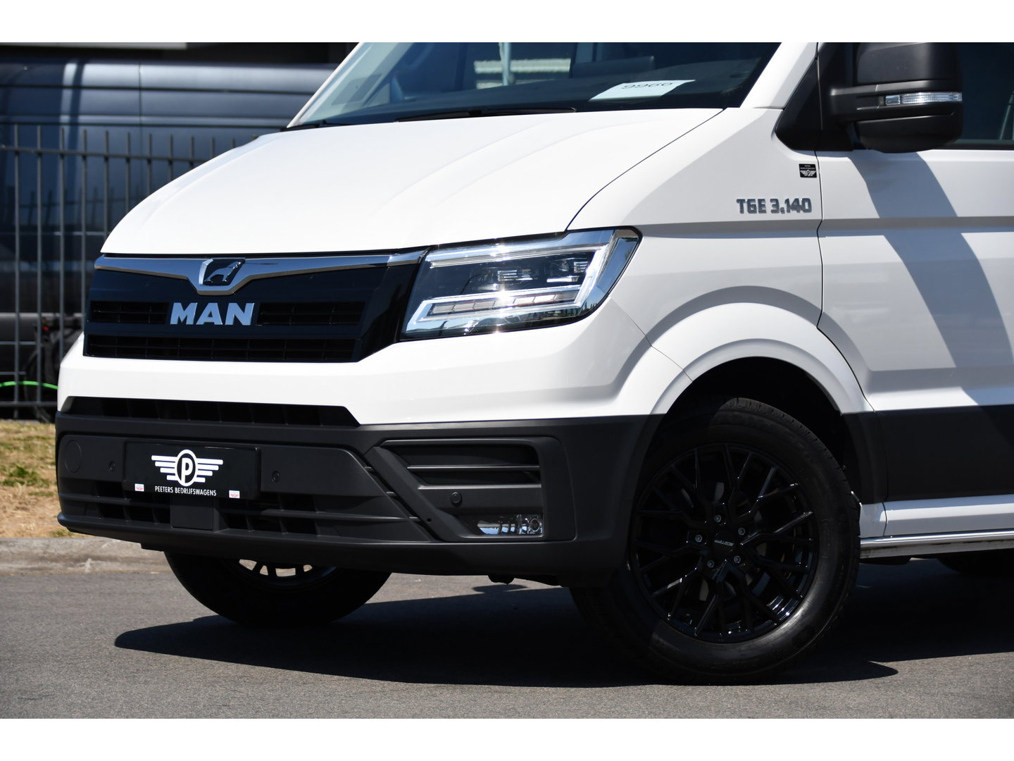 MAN TGE 3.140 35 2.0 L3H3 PB Edition FACELIFT! Camera, Adaptieve Cruise, Carplay, Stoelverwarming, LED, Automaat, 140pk, Geveerde stoel, Stoelmassage, Uniek!