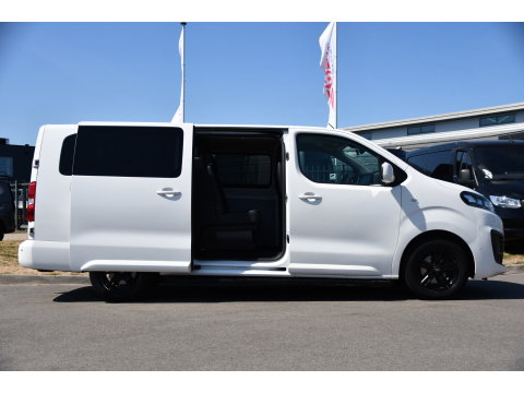 Citroën Jumpy 2.0 BlueHDI 120 L3 PB Edition Camera, Cruise, Carplay, Clima, 122pk, Trekhaak, 6 zitplaatsen, Sensoren, Multimedia, Uniek!