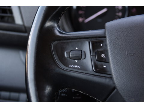 Citroën Jumpy 2.0 BlueHDI 120 L3 PB Edition Camera, Cruise, Carplay, Clima, 122pk, Trekhaak, 6 zitplaatsen, Sensoren, Multimedia, Uniek!