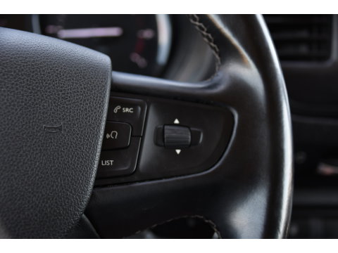 Citroën Jumpy 2.0 BlueHDI 120 L3 PB Edition Camera, Cruise, Carplay, Clima, 122pk, Trekhaak, 6 zitplaatsen, Sensoren, Multimedia, Uniek!