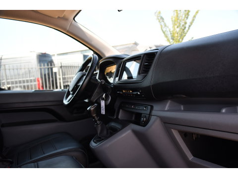 Citroën Jumpy 2.0 BlueHDI 120 L3 PB Edition Camera, Cruise, Carplay, Clima, 122pk, Trekhaak, 6 zitplaatsen, Sensoren, Multimedia, Uniek!