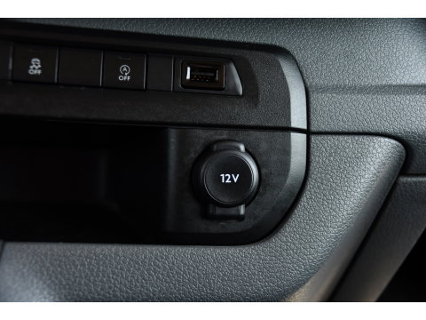 Citroën Jumpy 2.0 BlueHDI 120 L3 PB Edition Camera, Cruise, Carplay, Clima, 122pk, Trekhaak, 6 zitplaatsen, Sensoren, Multimedia, Uniek!