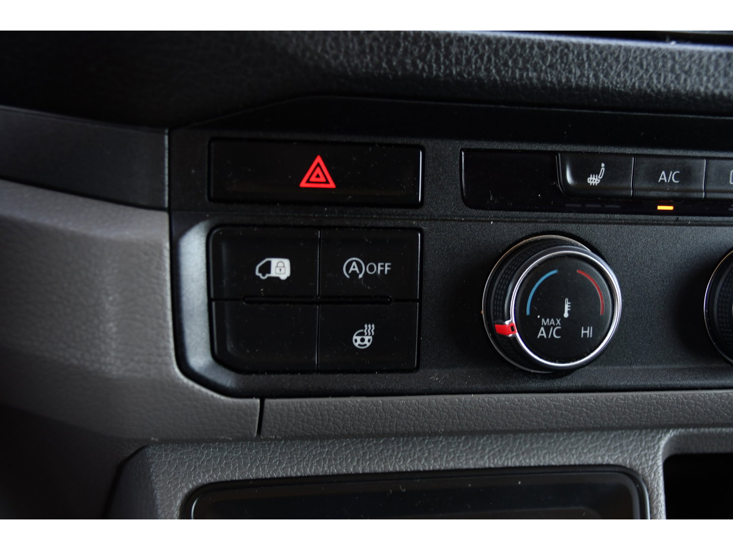 MAN TGE 3.140 35 2.0 L3H2 PB Edition Camera, Cruise, Carplay, LED, Stoelverwarming, Stuurverwarming, 140pk, Trekhaak, Automaat, Uniek!