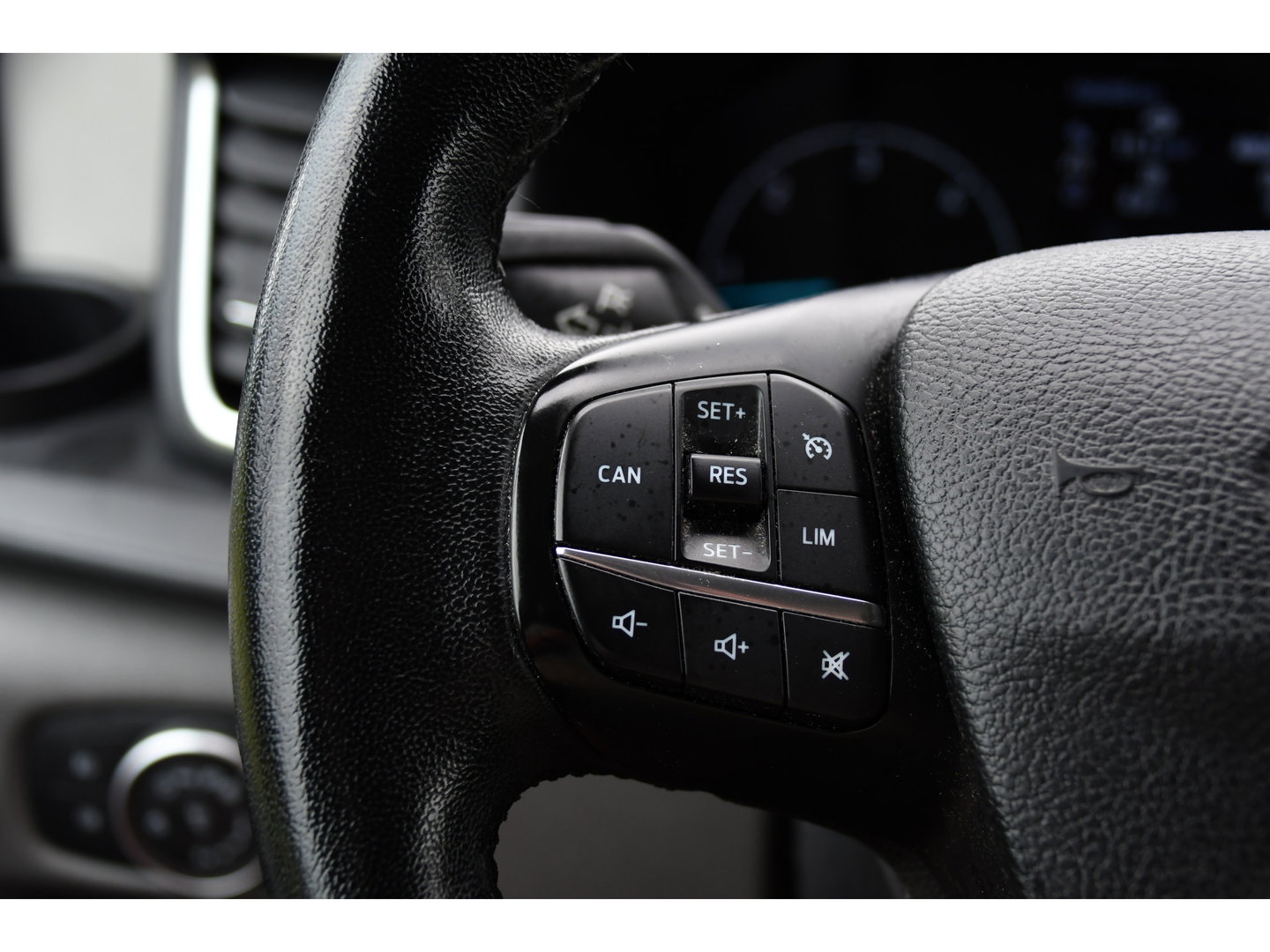 Ford Transit 350 2.0 TDCI L3H2 Limited PB Edition Camera, Cruise, Carplay, Xenon, Automaat, 185pk, Multimedia, Trekhaak, Sensoren, Uniek!