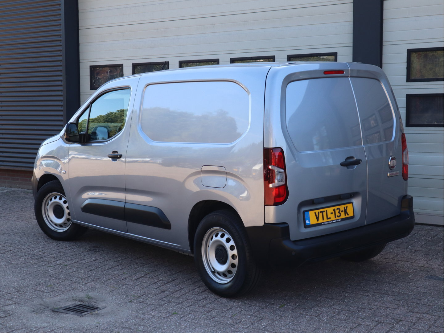 Fiat E-Doblò 136 L1 50 kWh AC+DC Snelladen - Dealer onderhouden - Camera