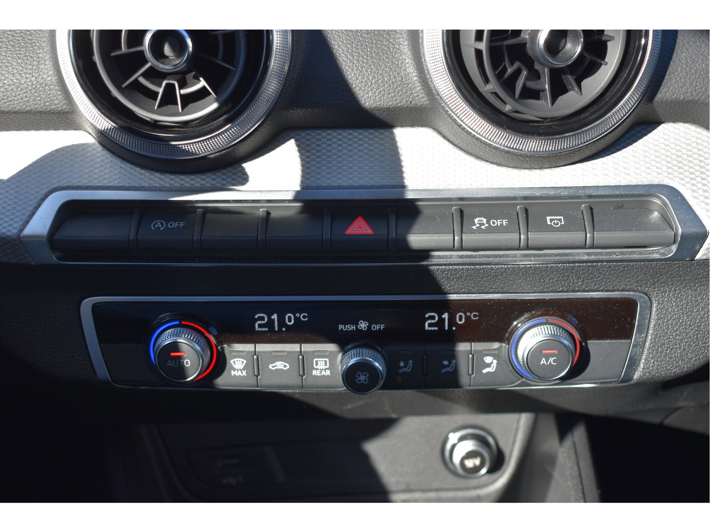 Audi Q2 35 TFSI Advanced edition 150 pk | NL-Auto | Carplay/Android | Virtual cockpit | Stoelverwarming | DAB | Cruise Contr | 4-Seasons | Full LED