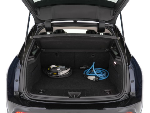 BMW i3 Basis 120Ah 42 kWh [3-Fase-11kW] {SoH-95%} *HEAT-PUMP | LEATHER-FABRIC | FULL-LED | HARMAN/KARDON | HEATED-COMFORTSEATS | DIGI-COCKPIT | NAVI-FULLMAP | PRIVACY-GLASS | DAB+ | ECC | PDC | CRUISE | 20''ALU*