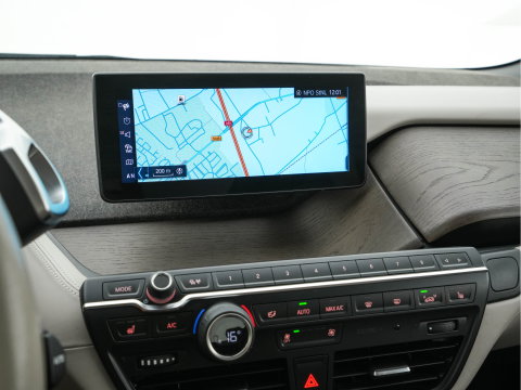 BMW i3 Basis 120Ah 42 kWh [3-Fase-11kW] {SoH-95%} *HEAT-PUMP | LEATHER-FABRIC | FULL-LED | HARMAN/KARDON | HEATED-COMFORTSEATS | DIGI-COCKPIT | NAVI-FULLMAP | PRIVACY-GLASS | DAB+ | ECC | PDC | CRUISE | 20''ALU*