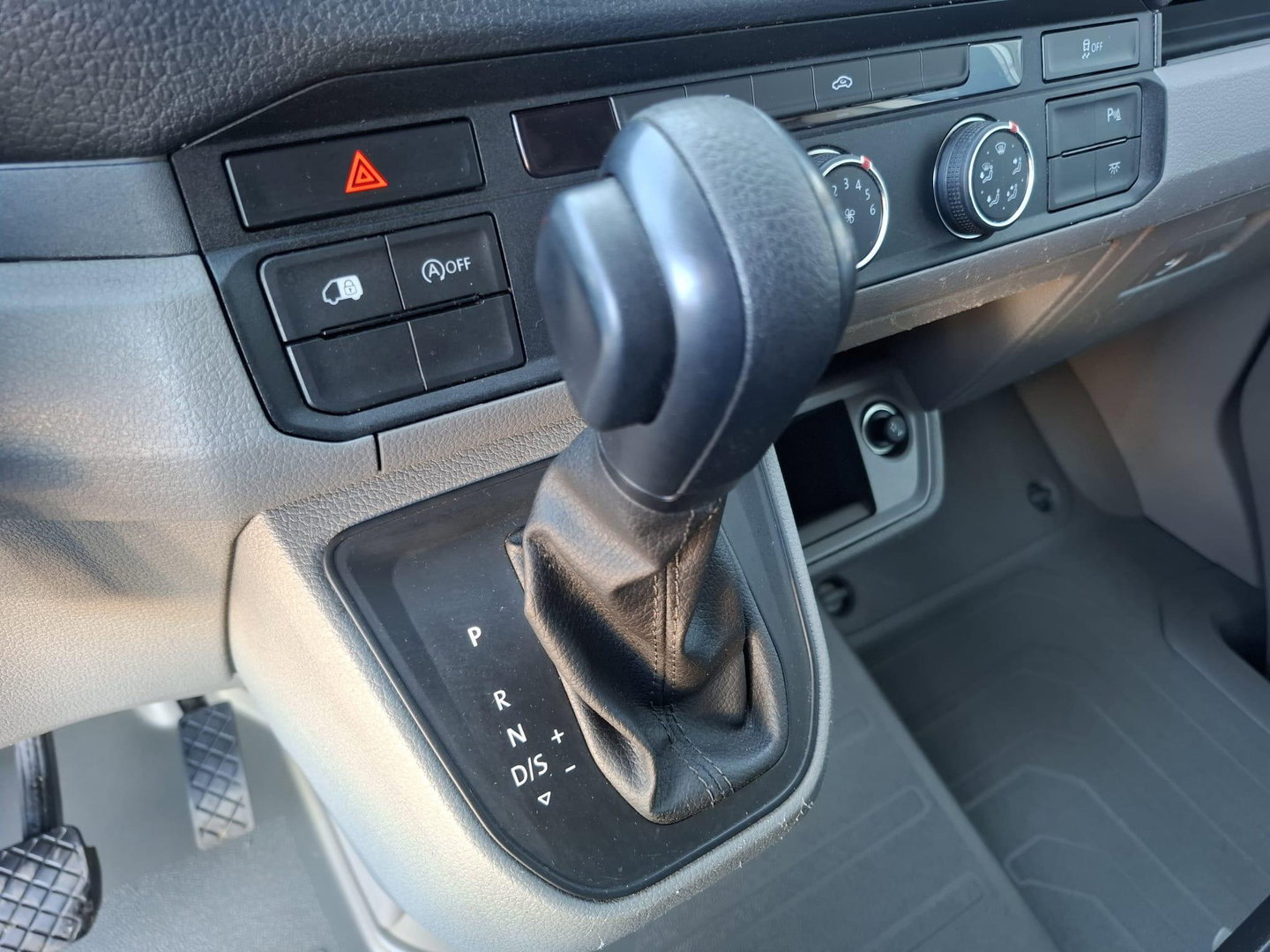 Volkswagen Crafter 35 2.0 TDI L3H3 Highline