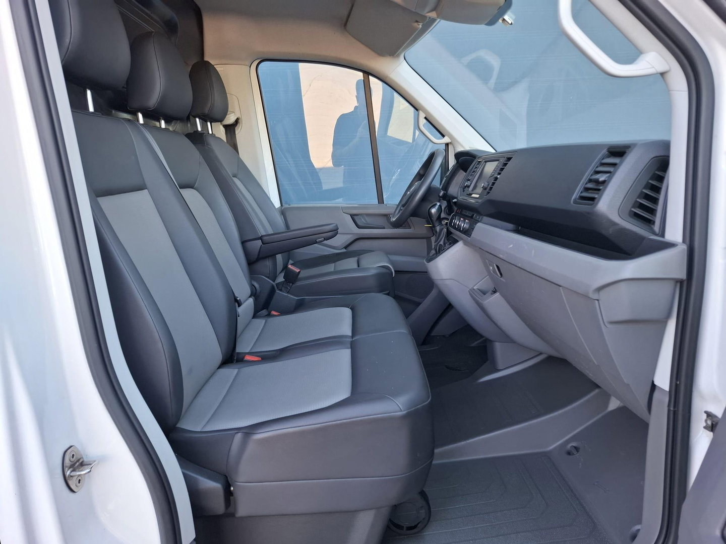 Volkswagen Crafter 35 2.0 TDI L3H3 Highline