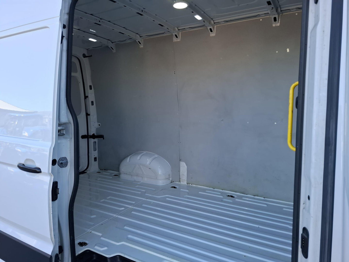 Volkswagen Crafter 35 2.0 TDI L3H3 Highline