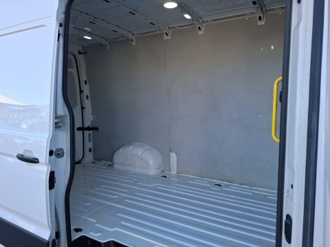 Volkswagen Crafter 35 2.0 TDI L3H3 Highline
