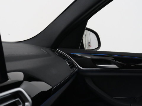 BMW iX3 Executive 80 kWh